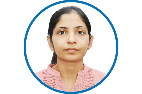 DR.-ESHA-AGARWAL